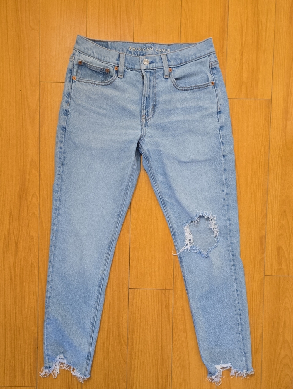 American Eagle Outfitters Light Blue Skinny Jeans Size 6 Short